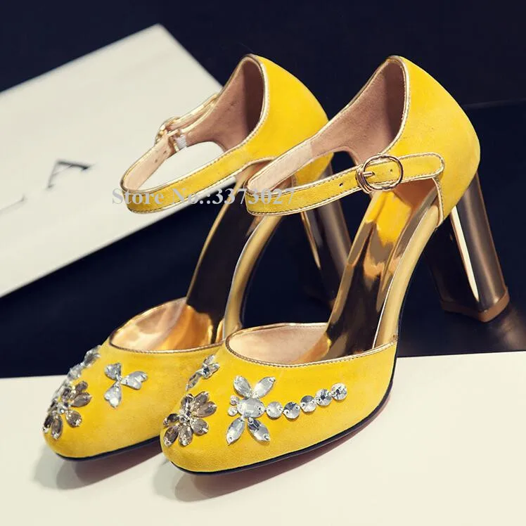 Новинка Бархатные женские босоножки на каблуках Цвет желтый синий Модный