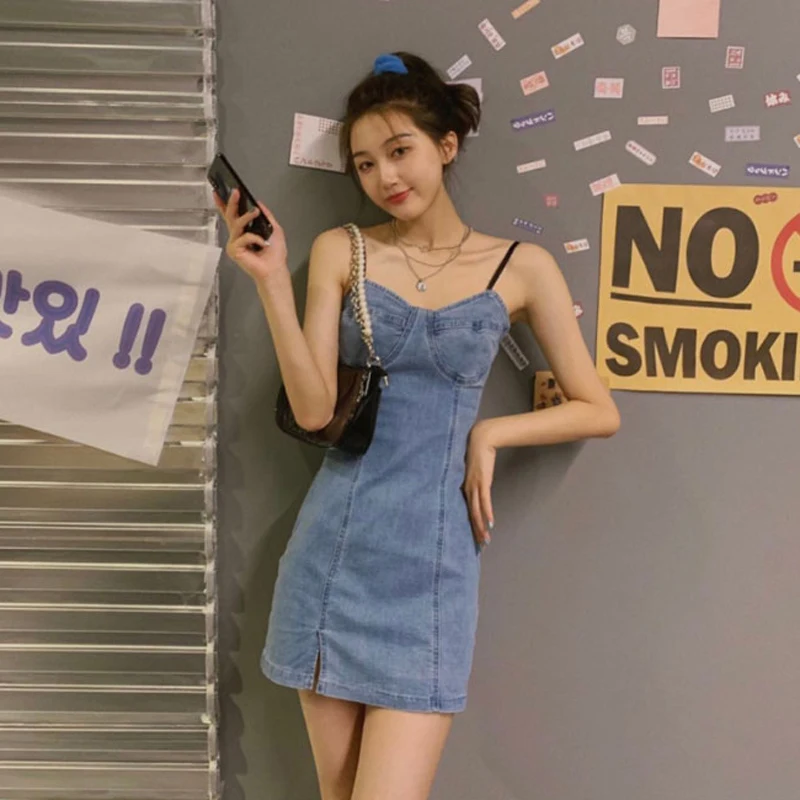 Женское джинсовое платье во французском ретро стиле на подтяжках летний