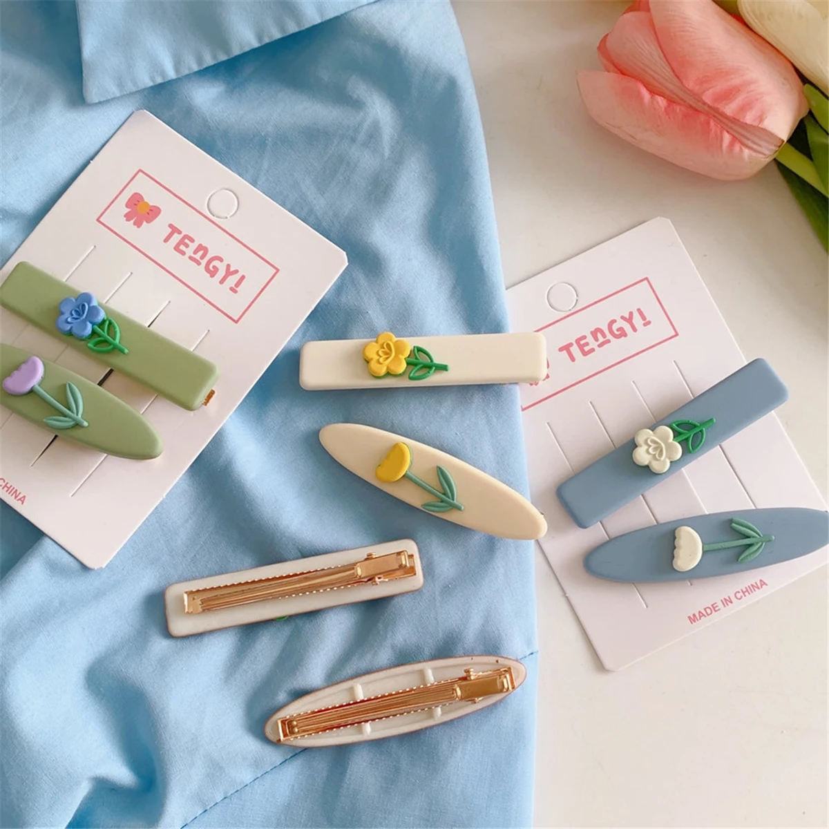 

2 шт./компл. корейский новый дизайн милые цветочные заколки для волос для молодых девушек красивые боковые челки женские модные аксессуары д...