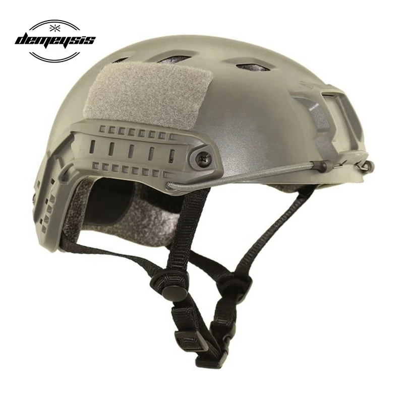 Тактический шлем Мультикам для страйкбола пейнтбола армейский CS игры защита