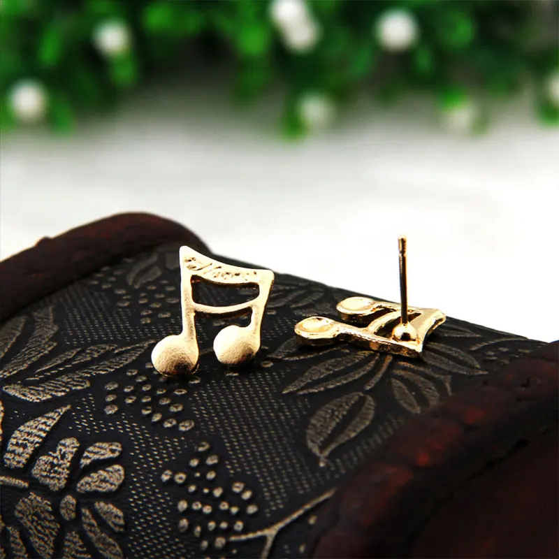 

New Product Fashion Note Cat Alloy Earrings Stud Earrings For Women Girl Fashion Jewelry 2021 New