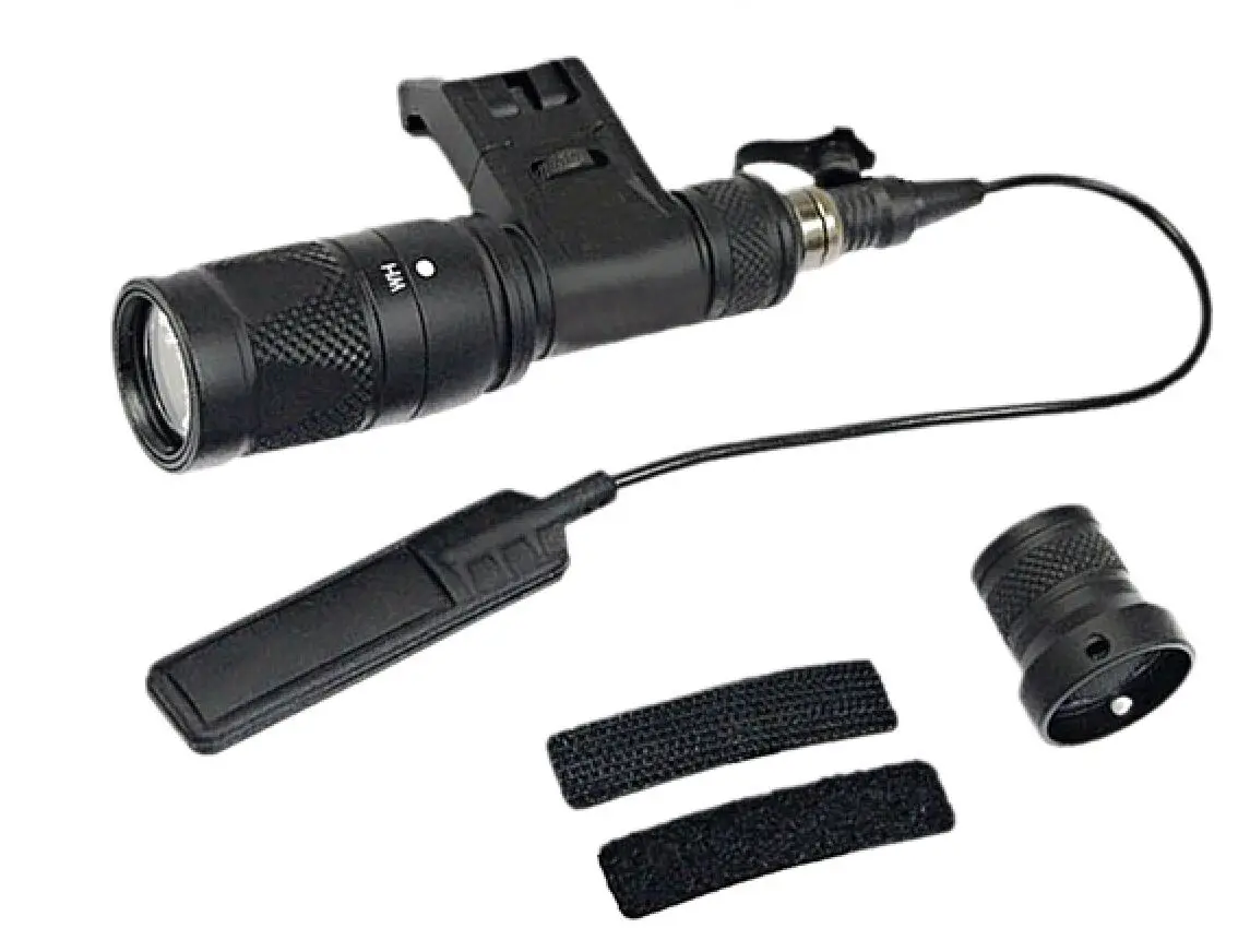 

Tactical IFM M300V Weapon Light Gun Lamp M300 Scout Light LED Flashlight Weapon Light Outdoor Hunting Rifle Torch