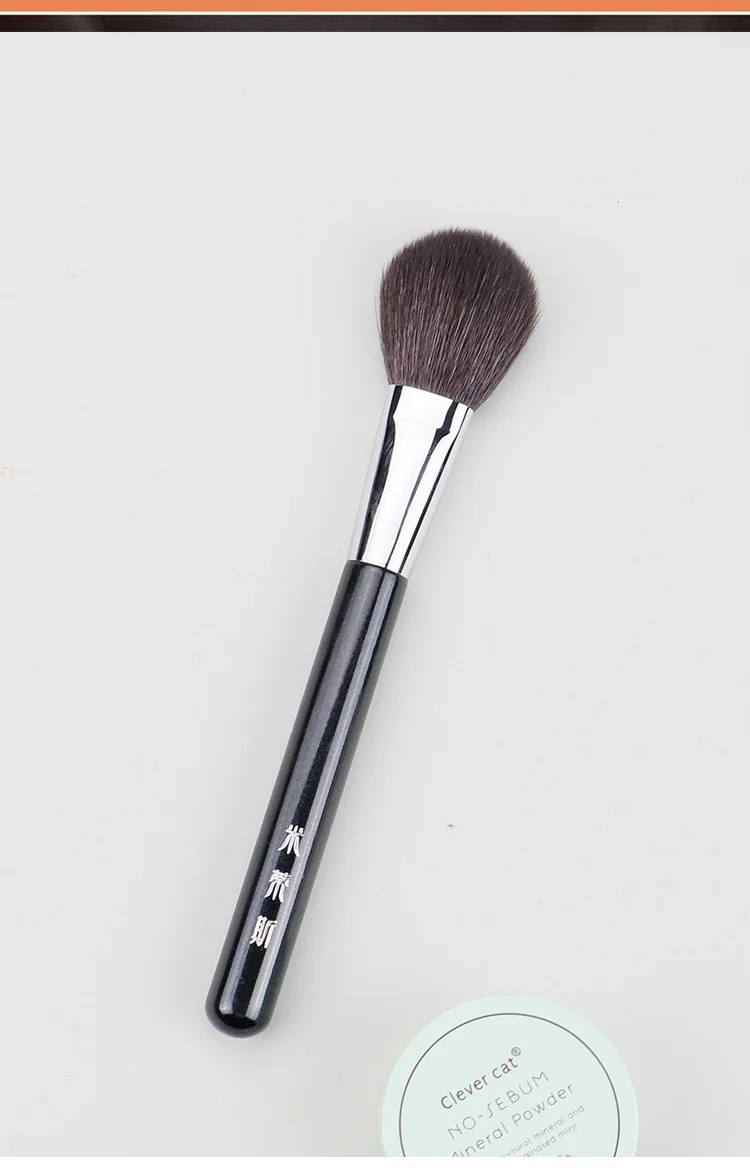 1 шт. Bronzer макияж кисти для лица для теней румяна Выделите Макияж кисточка с деревянной ручкой изысканный косметический инструмент натуральная козья шерсть