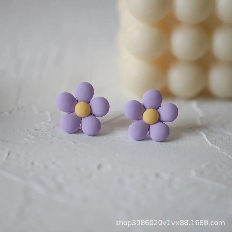 

Sweet and lovely style purple flower earrings suitable for summer age-reducing flower earrings