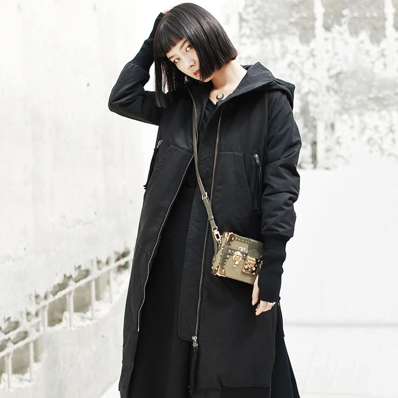 Женское пальто с капюшоном EAM черное Свободное длинное хлопковой подкладкой и