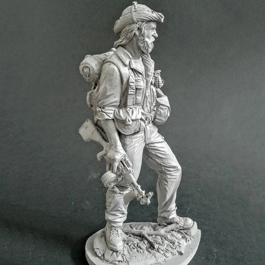 

1/16 ancient warrior man stand Resin figure Model kits Miniature gk Unassembly Unpainted
