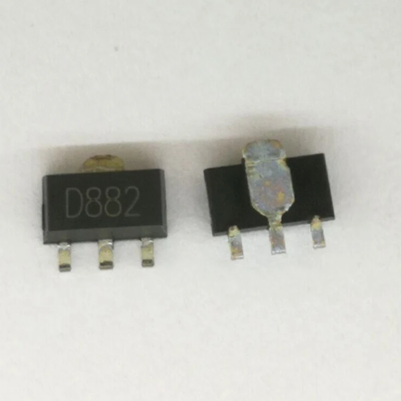 

10pcs/lot D882 SOT89 2SD882 SOT-89 30V/3A/30W 882 SOT SMD new and original IC Chipset