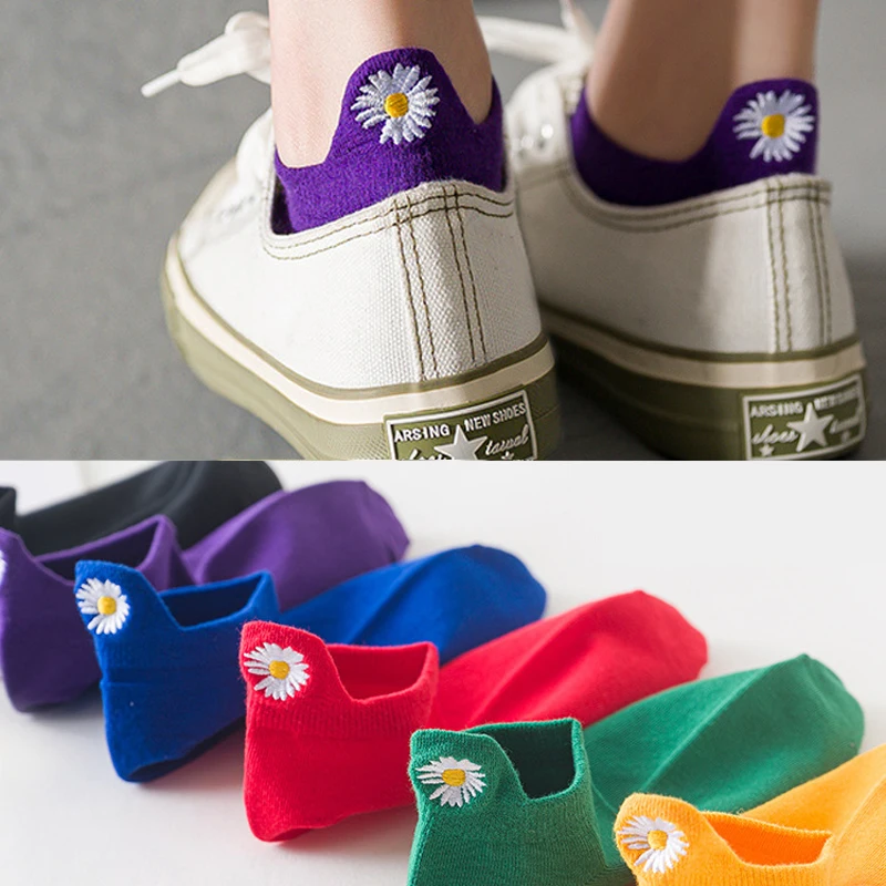 Женские хлопковые носки с вышитыми разноцветными ромашками и хризантемами Сезон