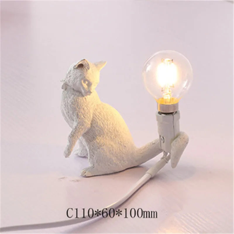 

SELETTI Nordic Personality Mini Cat Small Table Lamp Decoration TV Cabinet Bedside Counter Lamp Cute Animal Furnishings M3666