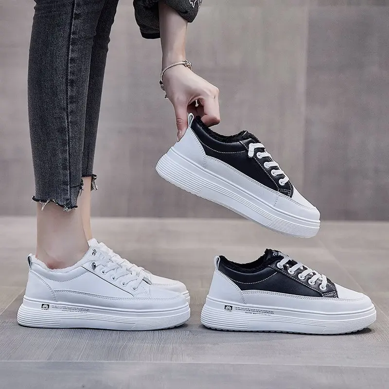 

PU Leather Casual Shoes Women Sneakers 2020 Spring Autumn Light White Sneakers Platform Heel Ladies Shoe Comfortable Plus velvet