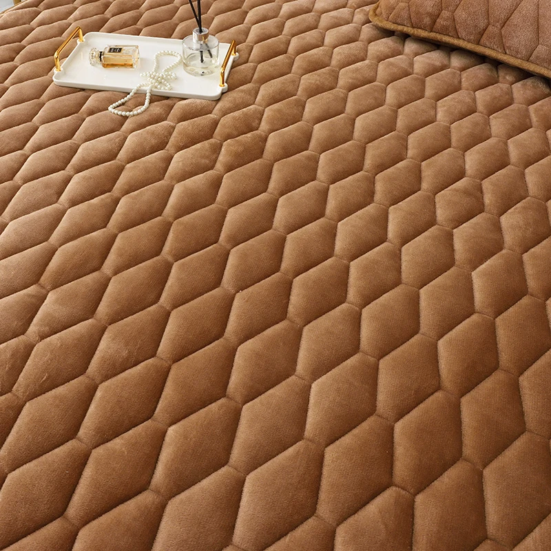 Эластичная натяжная простыня мягкая зимняя теплая молочная бархатная