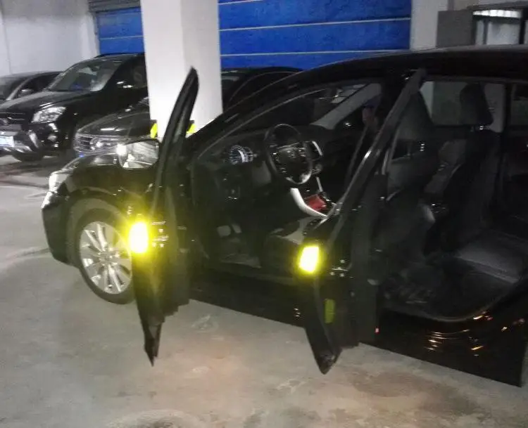 

4PCS Auto Car Door OPEN Sticker Reflective Tape Safety Warning Decal Scratchproof Prevent-bump Universal Car Sticker