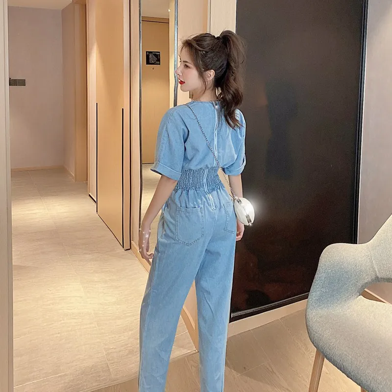 Женские джинсовые комбинезоны с глубоким v образным вырезом эластичные коротким