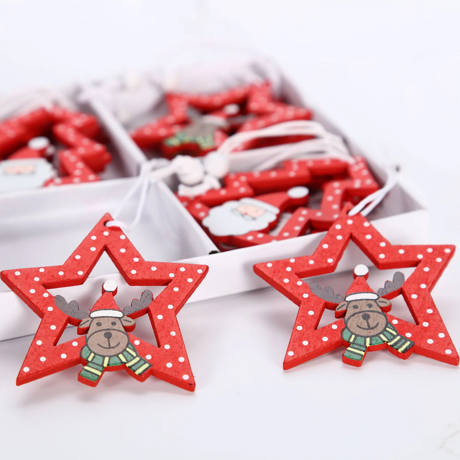 

12 Pieces of Small Tree Five-pointed Star Christmas Wooden Gift Ornaments European Style Home Color Cartoon Cute Ornaments