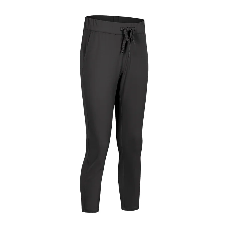 

New style skin friendly and nude yoga pants with elastic drawstring, slim body, sports and leisure Capris for women in spring