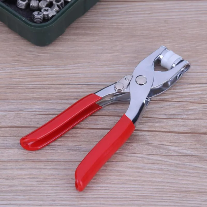 

1PCS Prong Buckle Installation Tool Children Buttons Tool Snaps Mould Labor-saving Button Pliers Button Clamp Button Suit