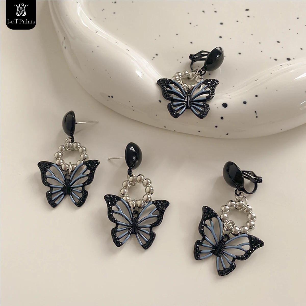 

Le T Palais Sweet Cool Metal Black Butterfly Women's Earrings Fashion Temperament Japanese And Korean Earrings Retro Ear Clip