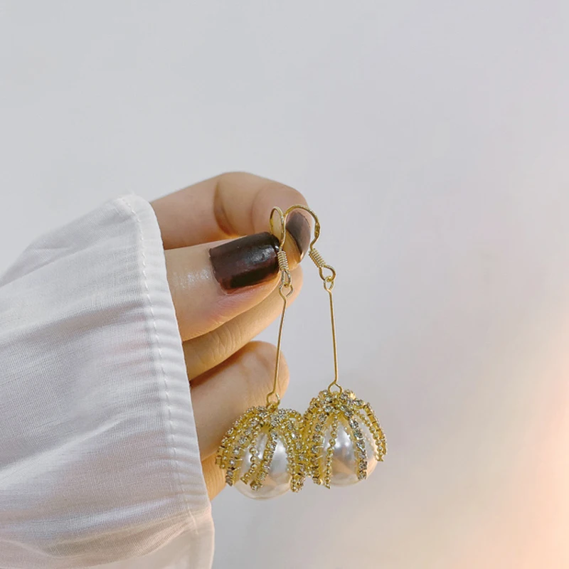 

New Simple Elegant Tassel Big Pearl Drop Earrings For Women Gold Color Crystal Wedding Jewelry Party Korean Earings Wholesale