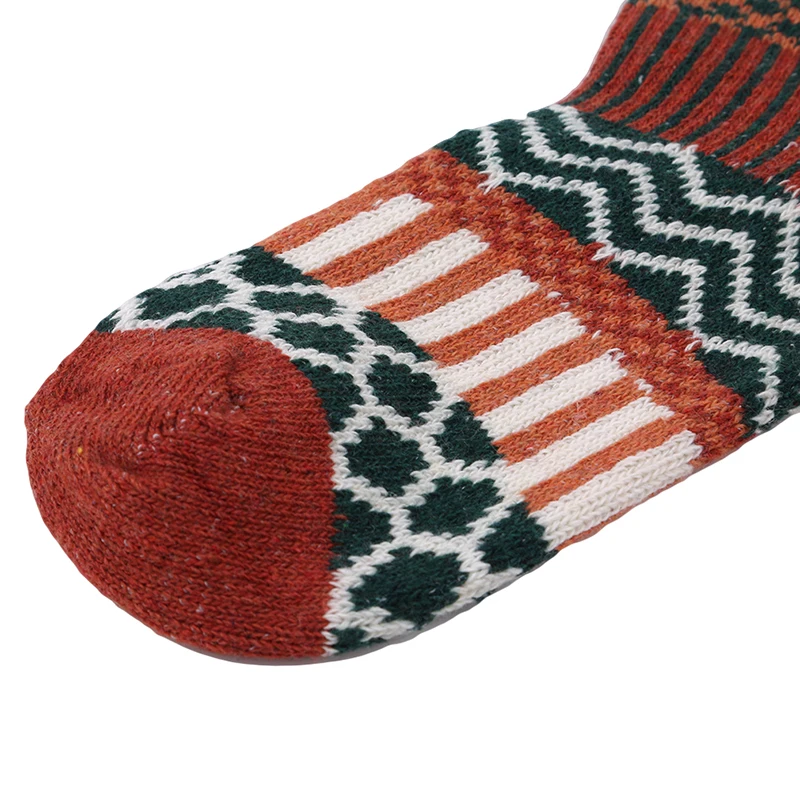 

5 Pairs Retro Court Nation Floral American Country Style Unique Design Women Autumn Winter Spring Cotton Knitting Socks