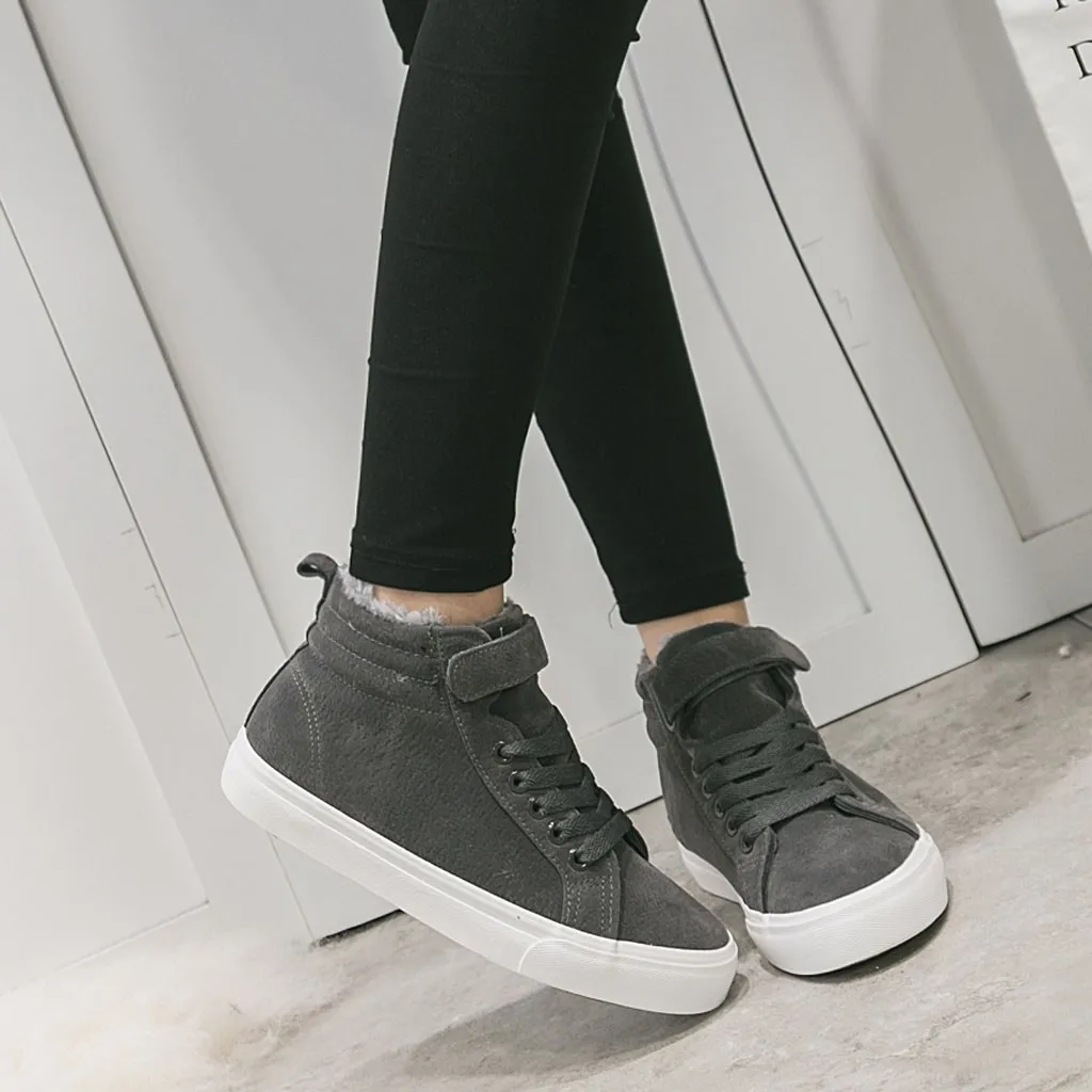 Женские плюшевые кроссовки парусиновые высокие спортивная обувь на танкетке для