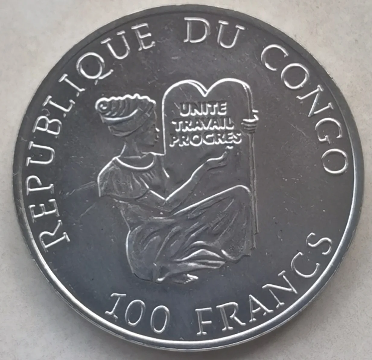 Памятная монета 100 фрака 1995 самолет Цветовая версия Африка 100% оригинальные