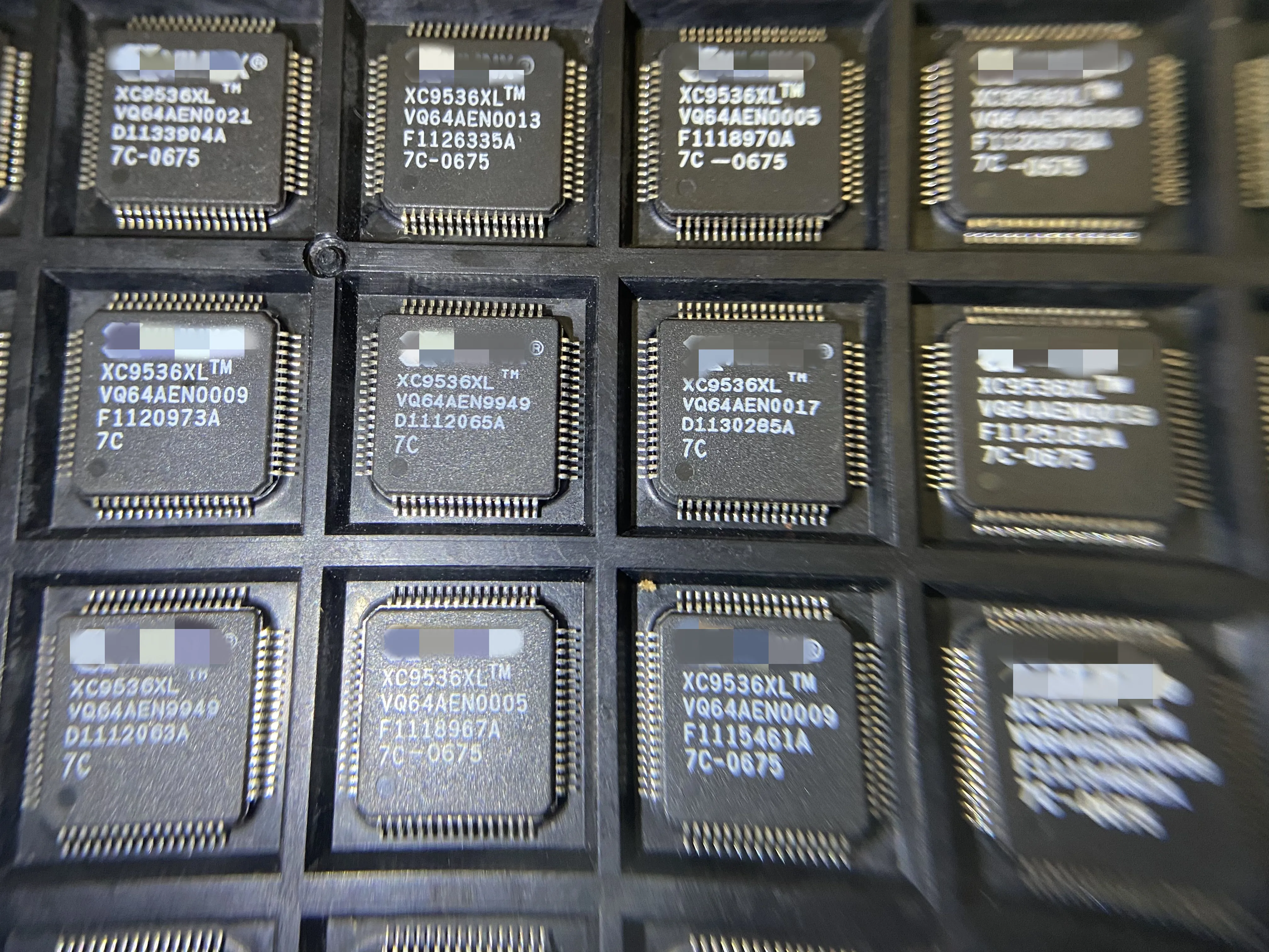 

5PCS EPM3032ATC44-10 EPM3032 XC9536XL-7VQ64C XC9536XLVQ64AEN