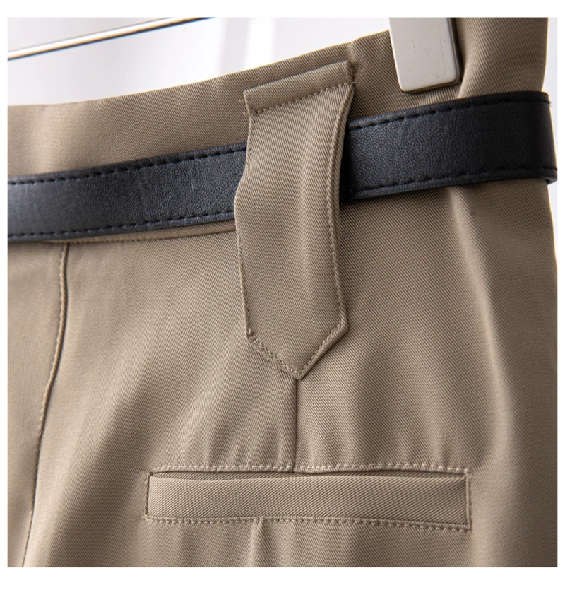 

[EAM] Khaki Casual Pleated Belt Chain Buckle High Waist Trousers Loose Fit Pants Women Fashion Tide Spring Summer 2021 1DD9079