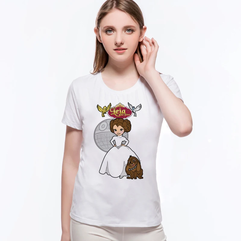 Модная модель дизайнерская стильная футболка с золотыми волосами модная одежда