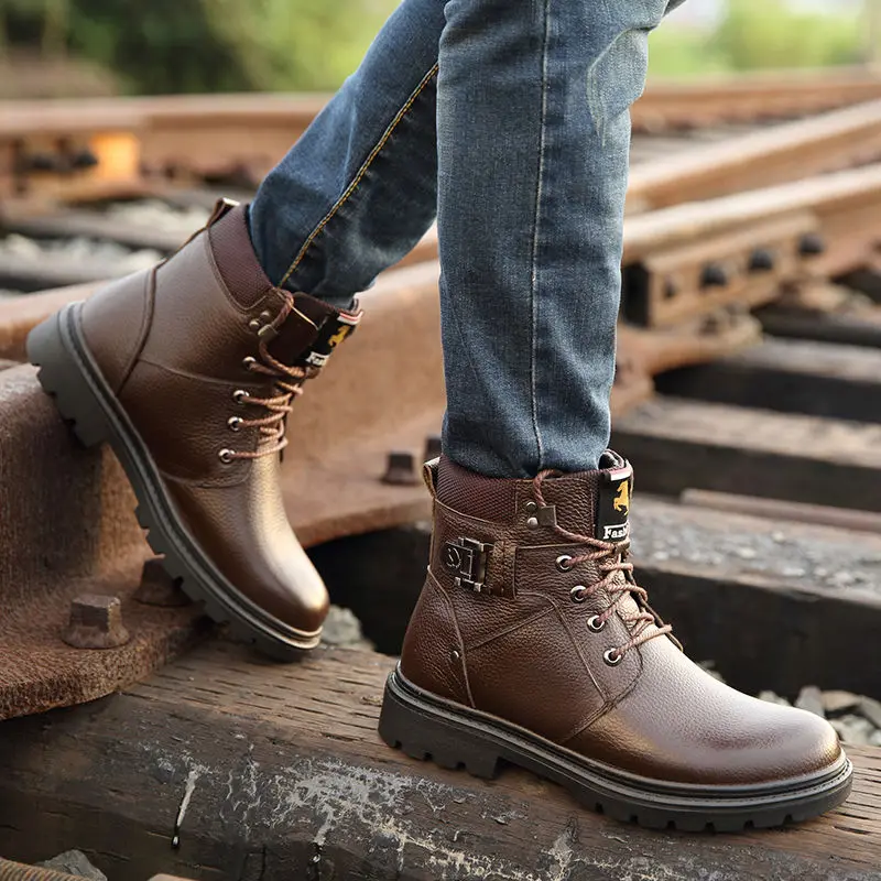 

2021winter New Military Boots Men's Fleece-Lined Martens High Cotton-Padded Wool Tooling Ankle Fashionable Metal Decoration