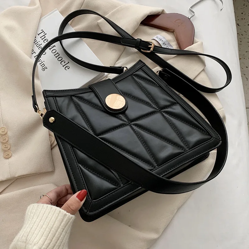 

Autumn and winter all-match underarm bag women's 2020popular new trendy fashion texture shoulder bag western style messenger bag