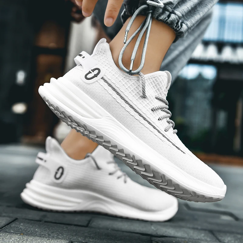 

New Trend Men Socks Sports Shoes Light Breathable Hot Sale Running Shoes Comfortable Outdoor Men Sneakers Zapatillas Hombre
