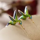 Эмалевые серьги-гвоздики с изображением летающих Колибри, 1 пара