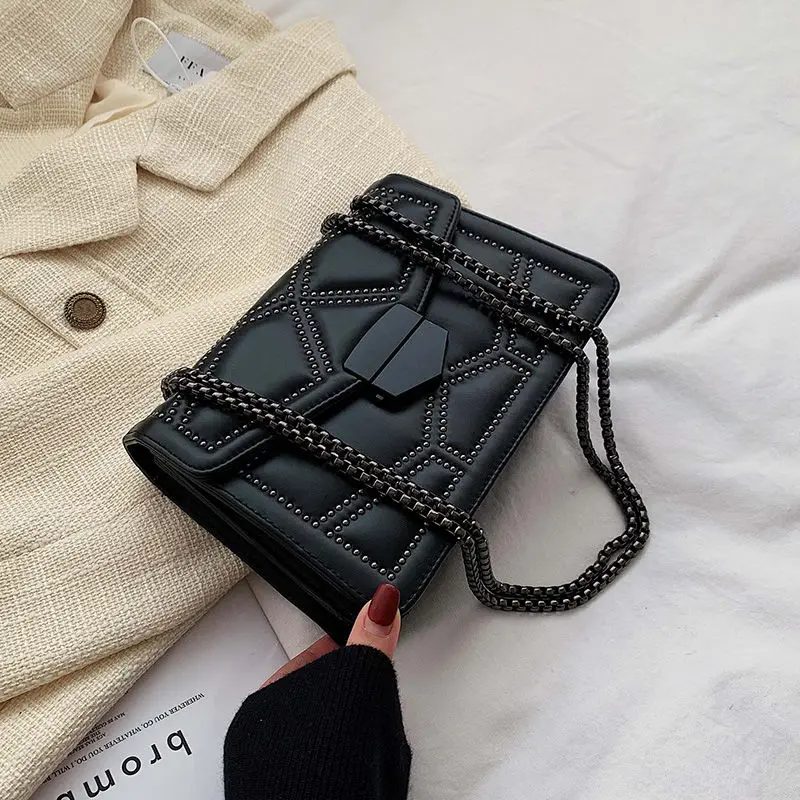 

Spring, summer, new black bag handbag on the new 2021 han edition joker tide fashion chain shoulder his small package