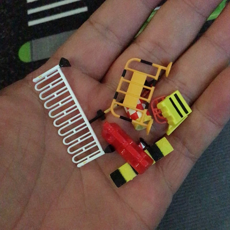 1/64 движение объекта автомобиля модель сцены набор баррикады перила скоростной