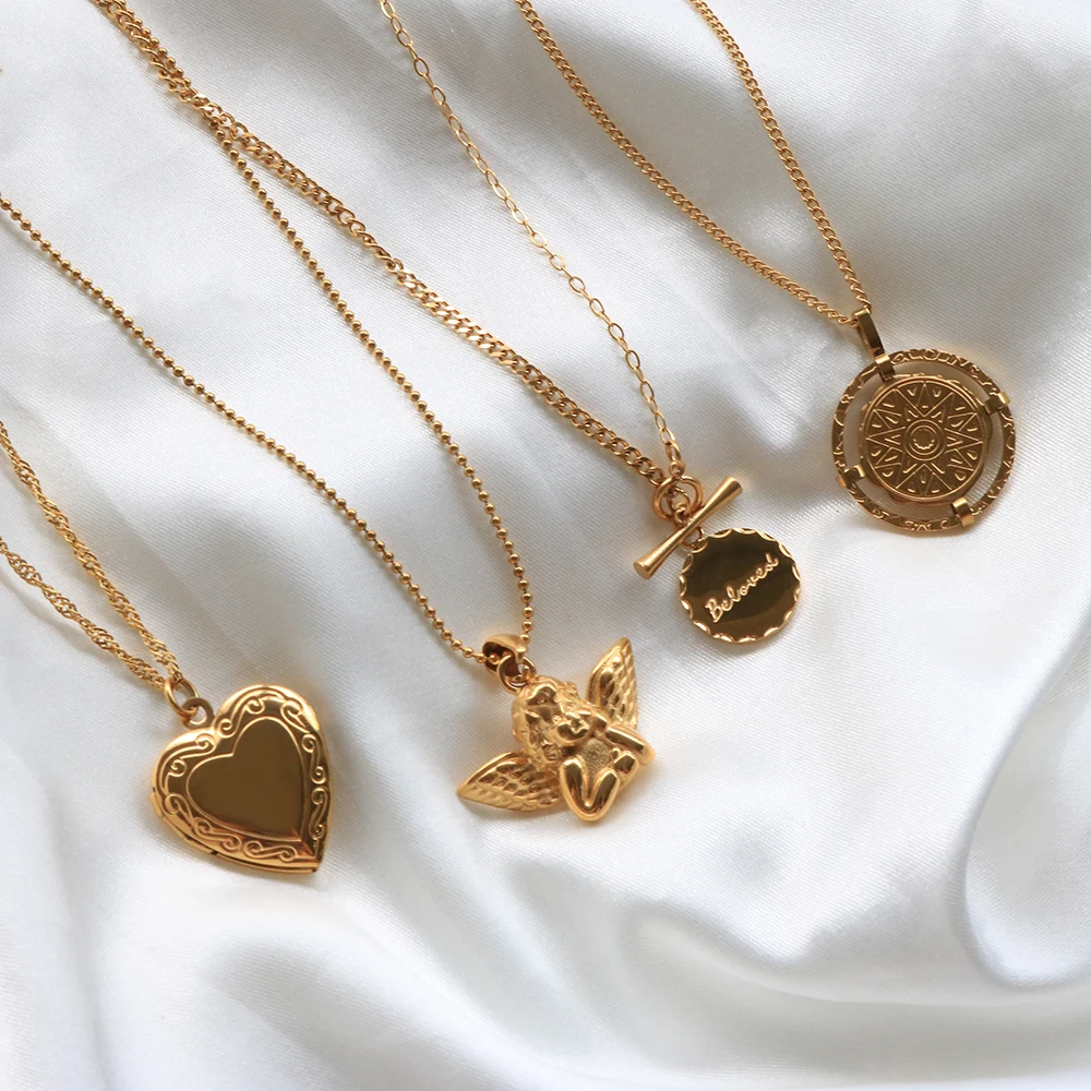 

Women Jewelry Best Quality Round Pendant With Letter Necklace Stainless Steel Gold Color Necklace