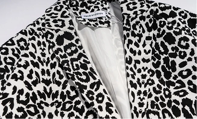 

UNCLEDONJM Leopard mens blazer suit men's fashion chain decorative blazer Hip Hop jackets for men Designer suit women ZB-40538