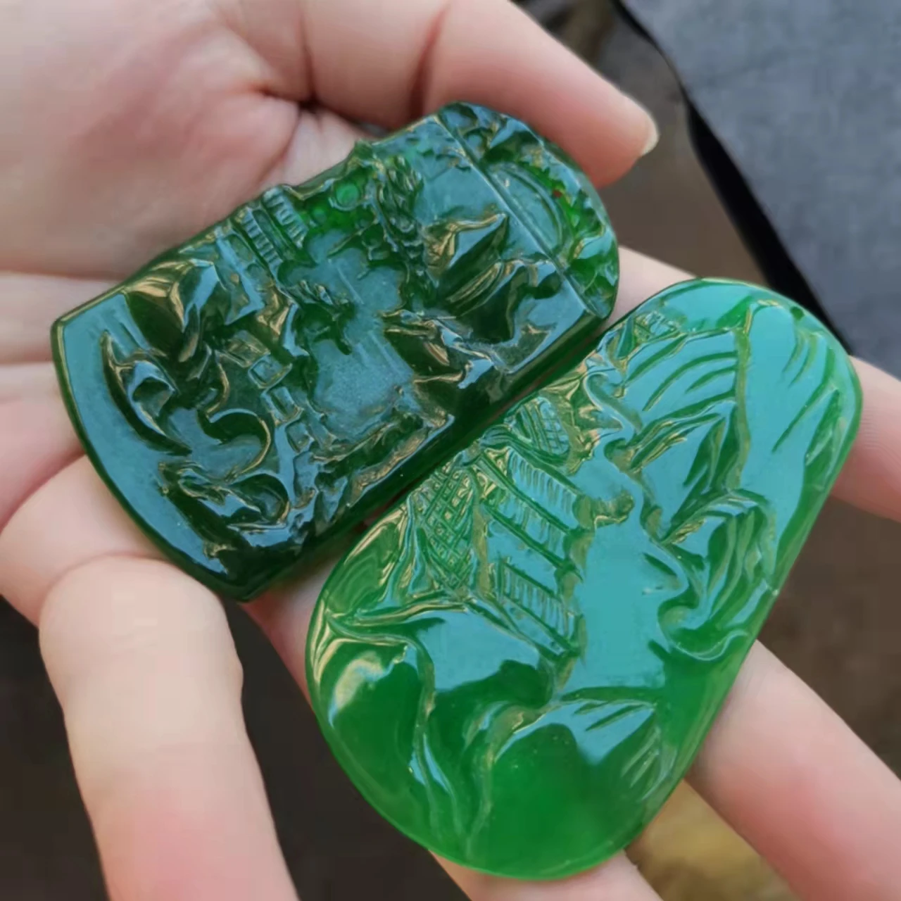 

1pcs/lot green ice species jade jade sweater chain pendant ornaments carved landscape scenery pavilions building flying birds