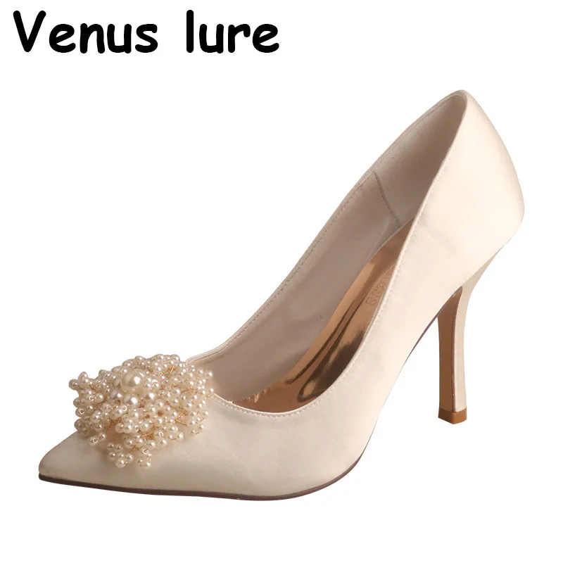 

Venus lure Woman Pumps for Wedding Thin Heel 9.5CM with Pearl Brooch