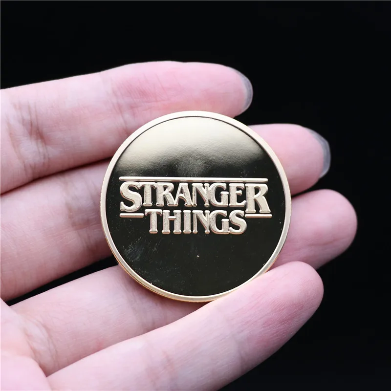 Пленка телевизионная драма очень странные дела периферии памятная монета