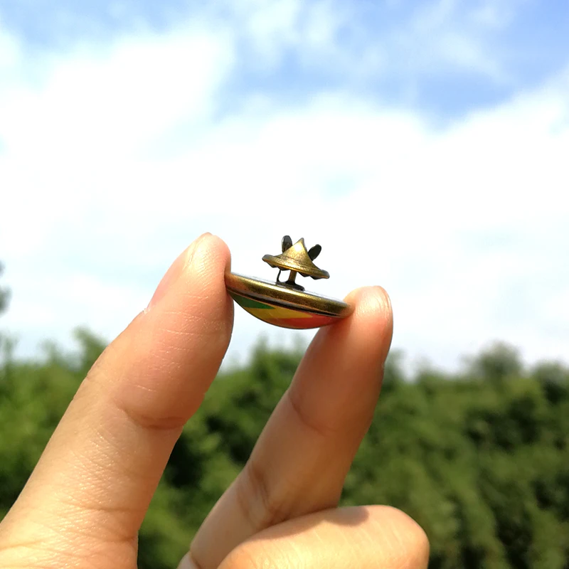 Nengdou G2 украинский корейский СССР Венесуэла Румыния Чешский Ливан Сирия значок с