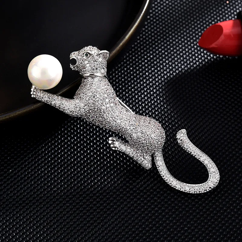 Женская Брошь с кристаллами Винтажная брошь в форме леопарда стразы цирконом