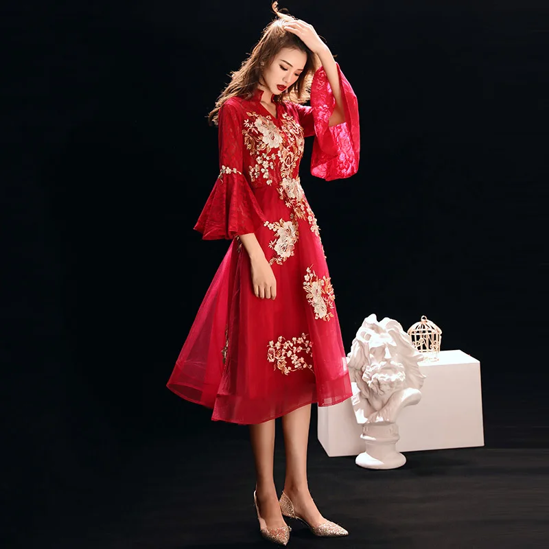 Темно красное женское свадебное платье с v образным вырезом расклешенными