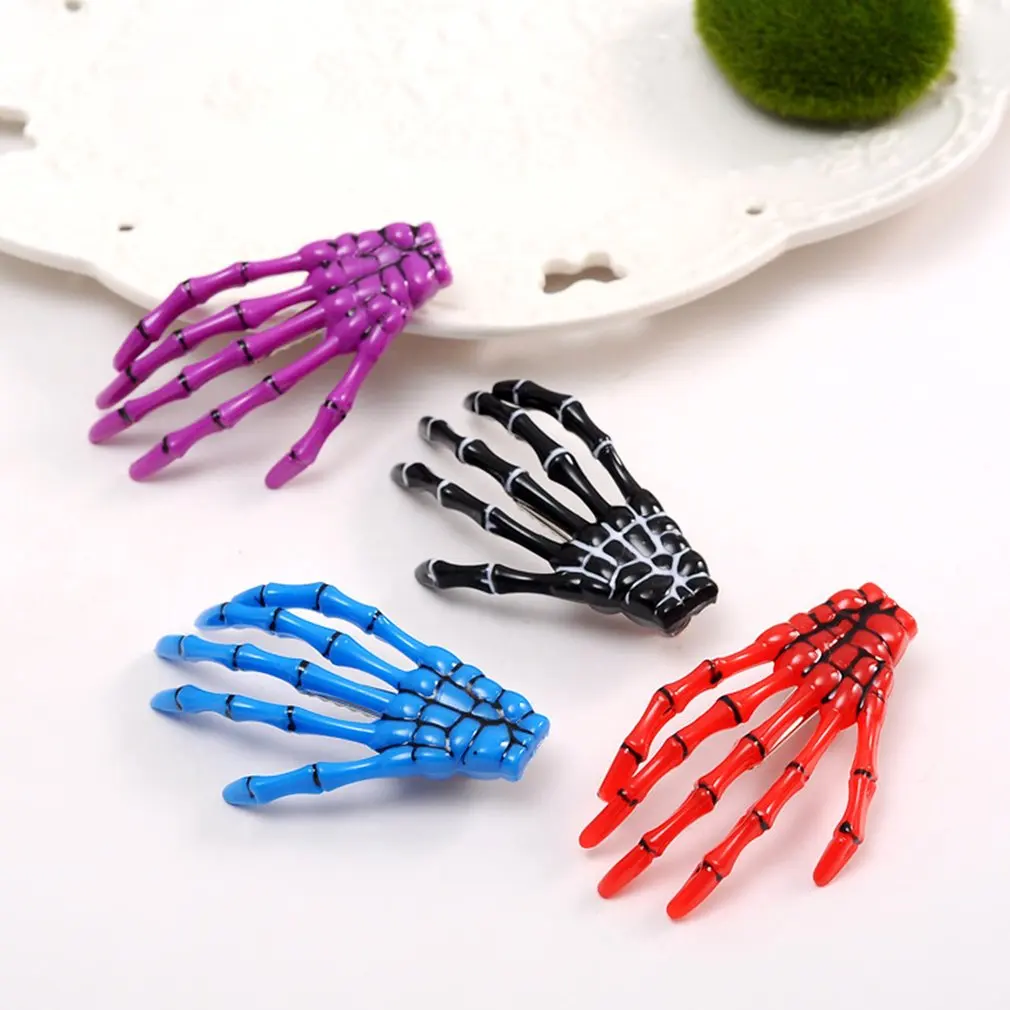 

3Pcs Halloween headwear Women Fashion Hair Accessories Skeleton Claws Skull Hand Hair Clip Hairpin Zombie Punk Horror Bobby Pins