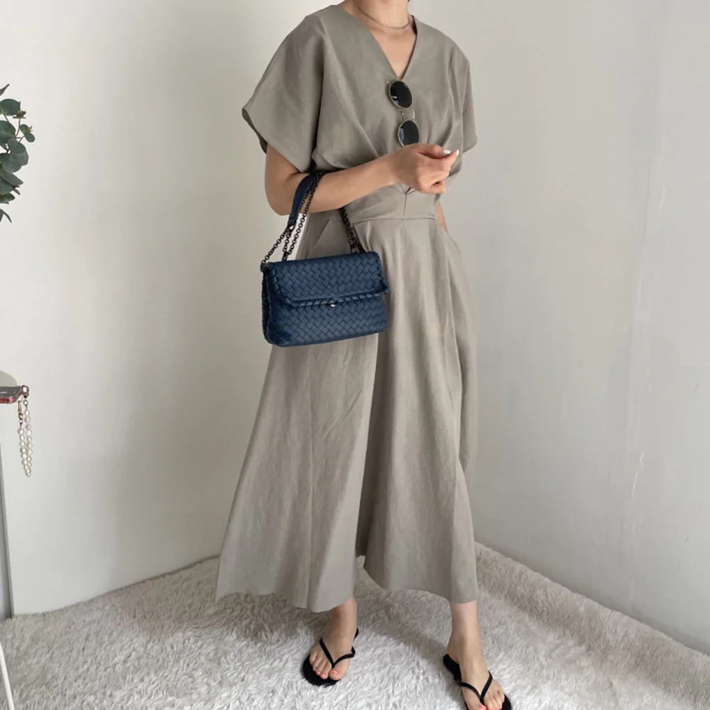 

2021 Summer Fashion Style Uniform Color V-neck Summer High Dress Casual Women