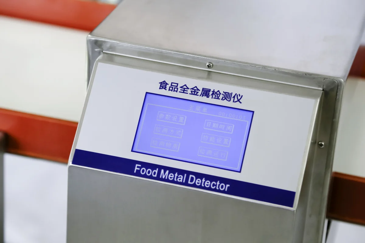 Пищевой металлоискатель и иглоискатель с функцией автоматического обучения |