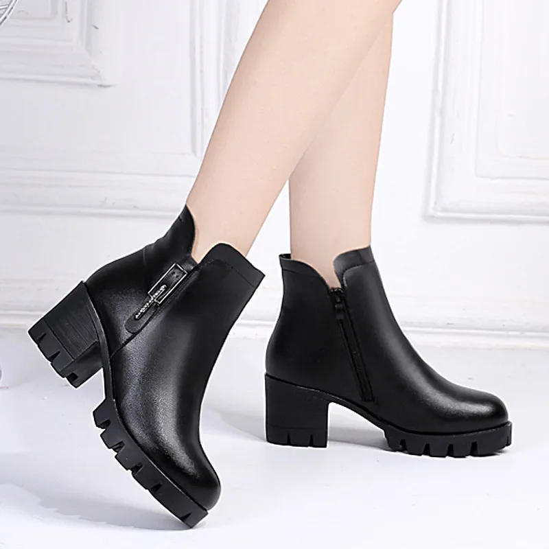 

YAERNI -30 Wool Warm Fur Cow Leather Ankle Boots Women Winter Genuine Leather Platform Botas 2020 Thick High Heel Ladies Snow