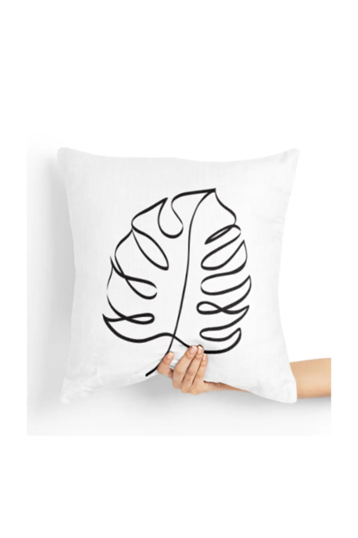 

Leaf Themed Cushion Cover