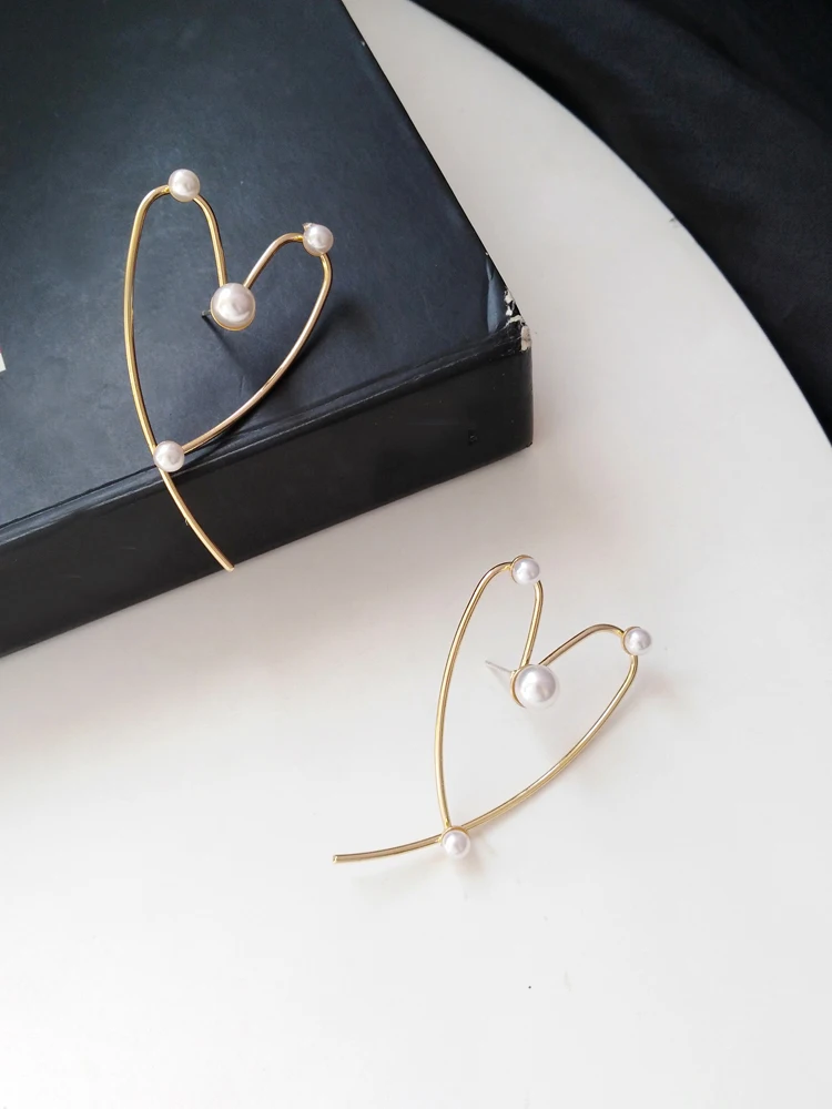 

S925 needle Heart Earrings Pretty Design Fashion Golden Plating Simulated Pearl Symmetry Big Love Earrings For Girl Gift
