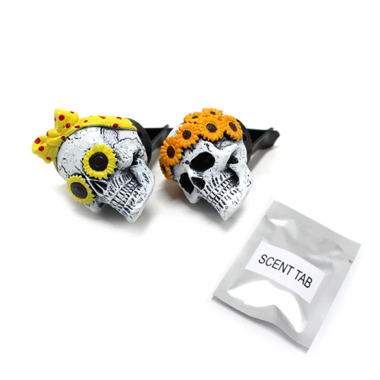 

2 PCS Car Air Vent Clip Charms Resin Vacation Skull Shape Car Air Freshener Clip with Aromatherapy Tablet 12.5*10.5*6cm BN99