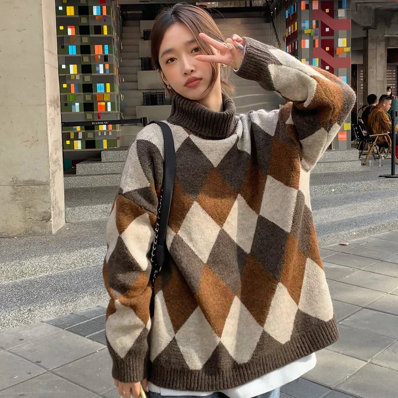 

Korean version of the new 2021 women's lazy style outer wear thickened warm diamond turtleneck pullover knitted sweater women